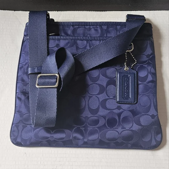 Coach Blue Crossbody Bag - Picture 3 of 16